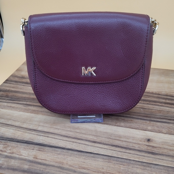 Michael Koes Mott Half Dome Everyday Burgundy Pebble Grain Leather Bag. Like New - Picture 2 of 9